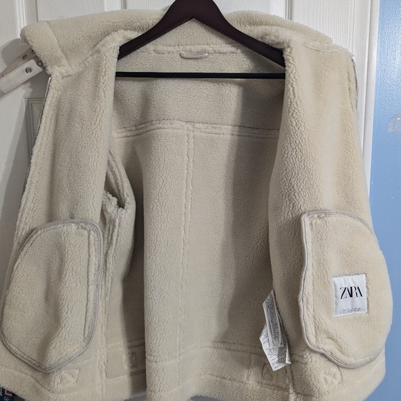 Faux shearling jacket - Picture 3 of 3